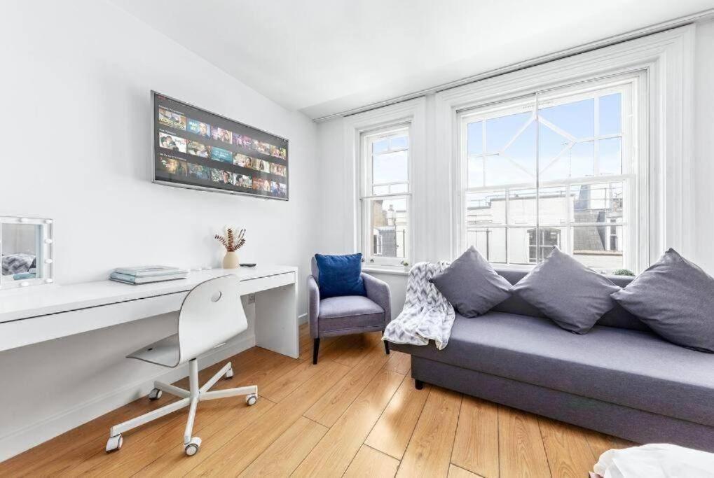 1 Bedroom Flat Piccadilly Sleep 7 In London Vr10 Bagian luar foto